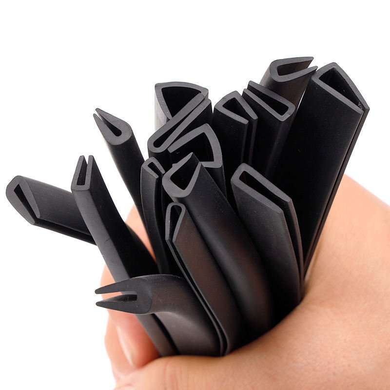 Weather-resistant and UV-stable EPDM rubber glazing seal for modern building facades